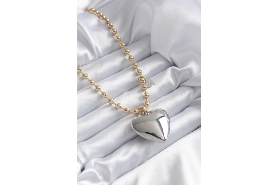 Shoecide Pirinç Gold Renk Topçuk Zincir Gümüş 3d Kalp Model Vip Kadın Kolye
