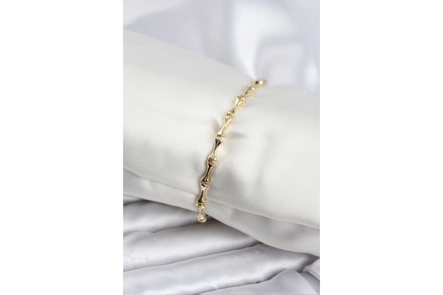 Shoecide Pirinç Gold Renk Vıp Seri İnce Kemik Model Zirkon Taşlı Kadın Bileklik