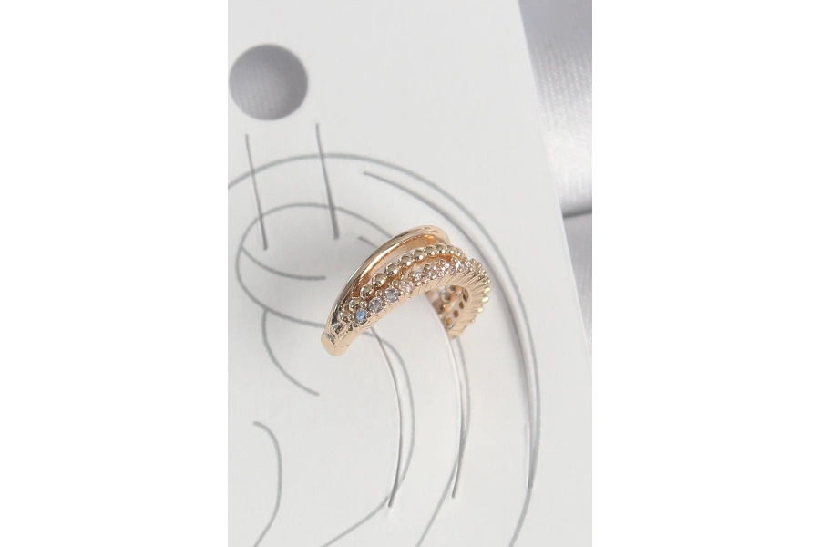 Shoecide Pirinç Gold Renk Zirkon Taşlı 3lü Sıralı Model Kadın Kıkırdak Küpe