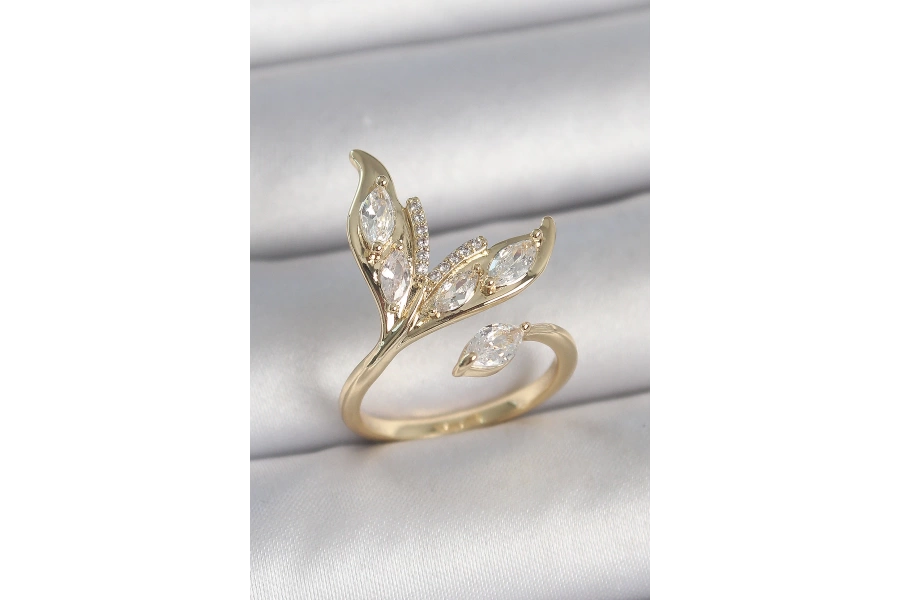 Shoecide Pirinç Gold Renk Zirkon Taşlı Balık Kuyruğu Model Ayarlanabilir Model Kadın Yüzük