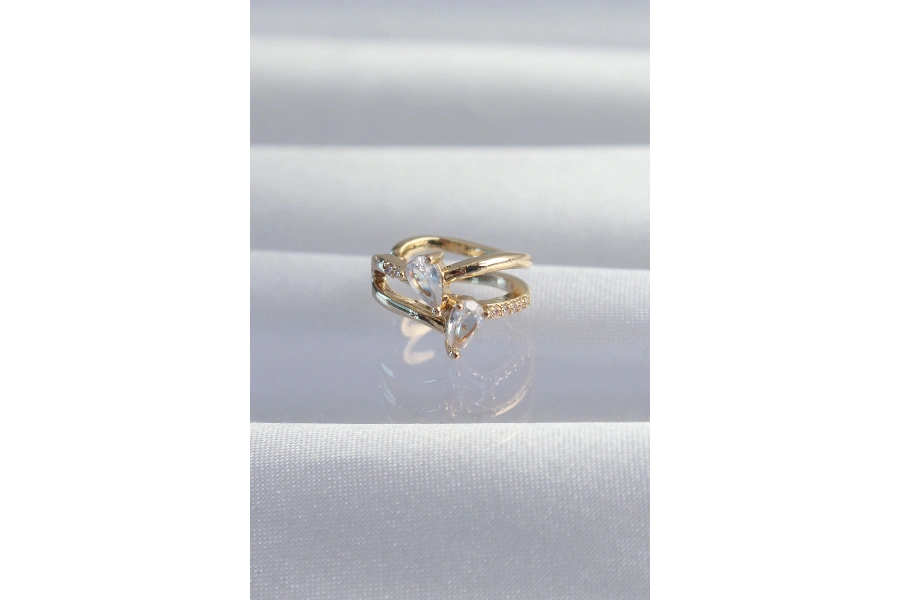 Shoecide Pirinç Gold Renk Zirkon Taşlı Damla Earcuff Küpe