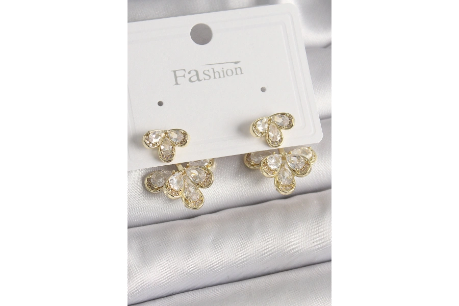 Shoecide Pirinç Gold Renk Zirkon Taşlı Damla Model Kadın Küpe