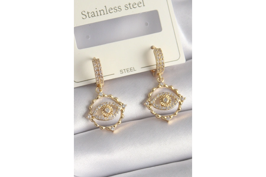 Shoecide Pirinç Gold Renk Zirkon Taşlı Göz Model Kadın Küpe