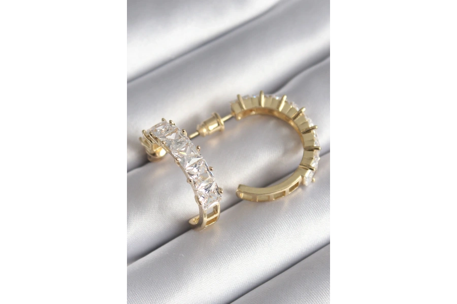 Shoecide Pirinç Gold Renk Zirkon Taşlı Halka Model Kadın Küpe