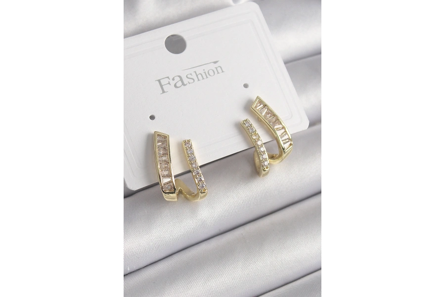 Shoecide Pirinç Gold Renk Zirkon Taşlı Kadın Küpe