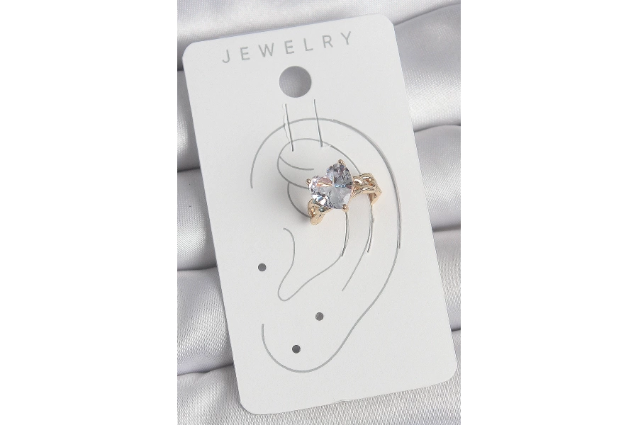 Shoecide Pirinç Gold Renk Zirkon Taşlı Kalp Model Kadın Kıkırdak Küpe