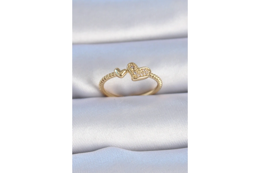 Shoecide Pirinç Gold Renk Zirkon Taşlı Kalp Model Kadın Yüzük