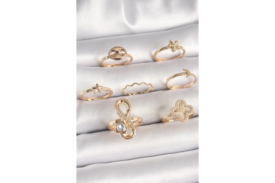 Shoecide Pirinç Gold Renk Zirkon Taşlı Sonsuzluk Figür Yıldız Detay Kadın Yüzük Kombini