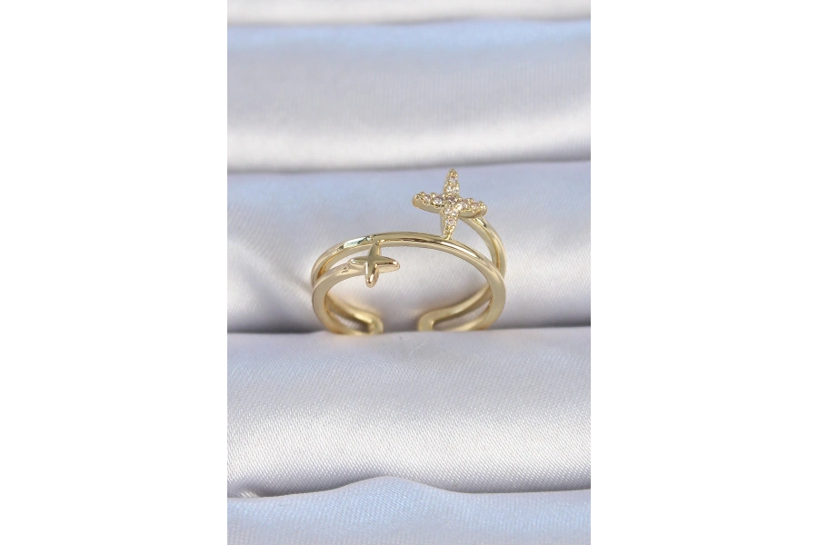 Shoecide Pirinç Gold Renk Zirkon Taşlı Yıldız Model Kadın Yüzük