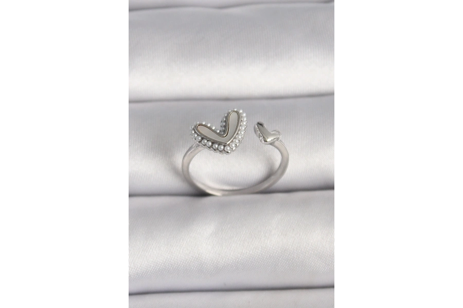 Shoecide Pirinç Gümüş Renk Beyaz Mineli İnci Detaylı Kalp Model Ayarlanabilir Yüzük