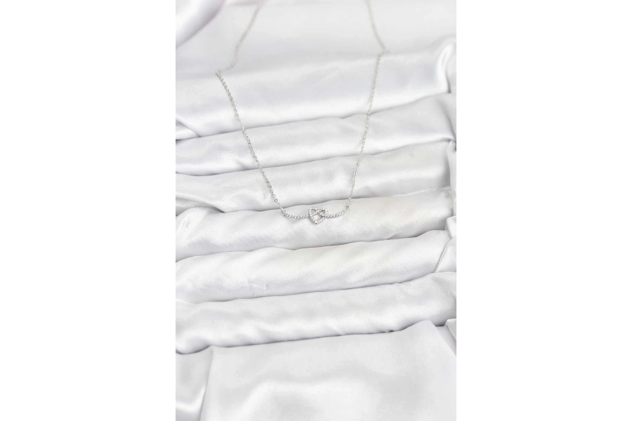 Shoecide Pirinç Gümüş Renk Düğüm Kalp Model Kadın Kolye