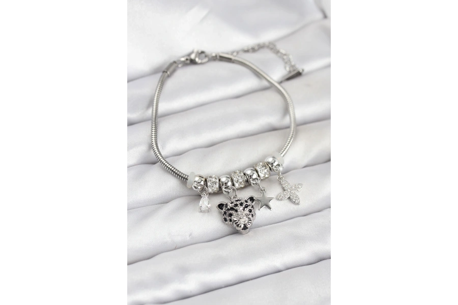 Shoecide Pirinç Gümüş Renk Kaplan Model Charmlı Kadın Bileklik