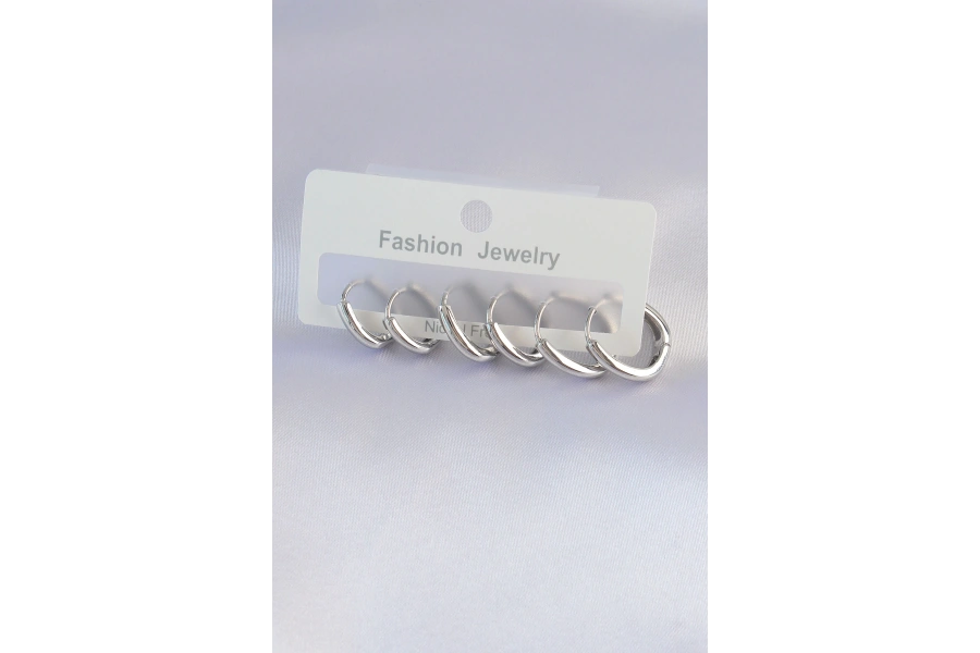 Shoecide Pirinç Gümüş Renk Oval Küpe Seti