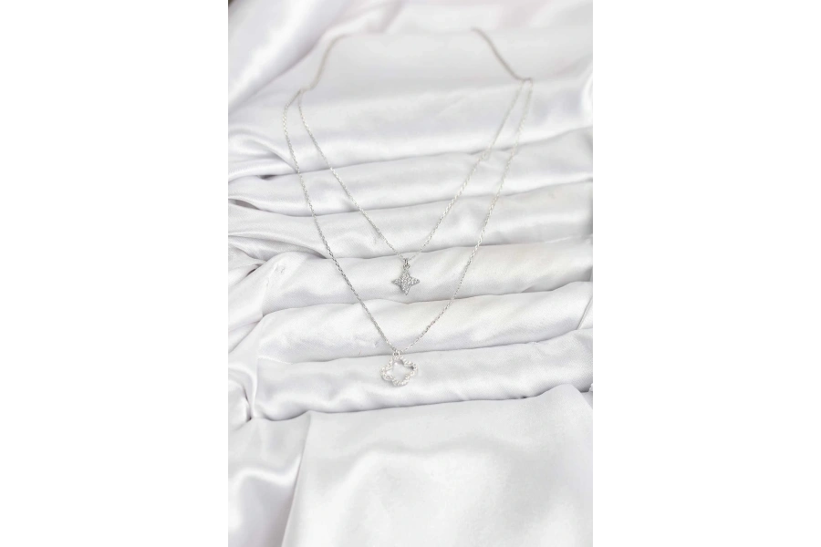 Shoecide Pirinç Gümüş Renk Yonca Model 2li Kadın Kolye