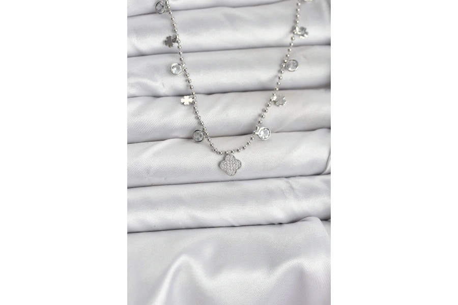 Shoecide Pirinç Gümüş Renk Yonca Model Kadın Kolye