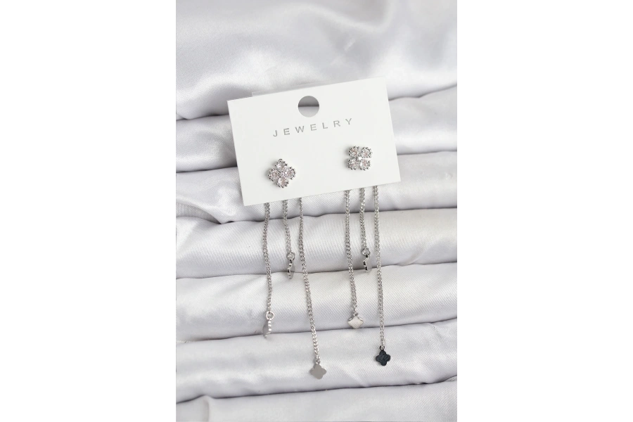 Shoecide Pirinç Gümüş Renk Yonca Model Sallantılı Kadın Küpe