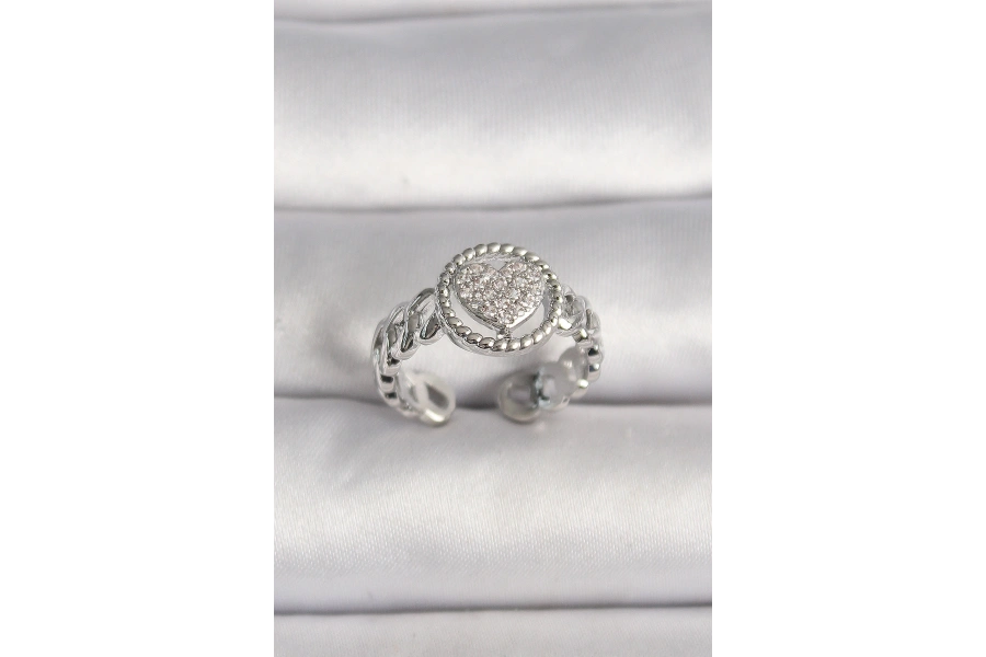 Shoecide Pirinç Gümüş Renk Zincir Model Zirkon Taşlı Kalp Model Kadın Yüzük