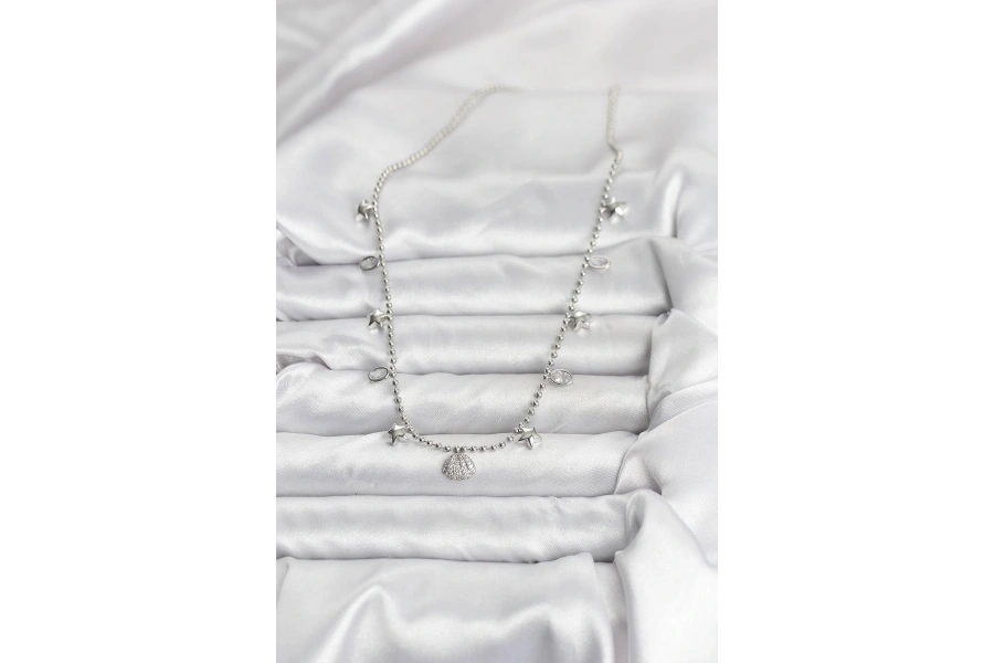 Shoecide Pirinç Gümüş Renk Zirkon Taşlı Deniz Kabuğu Model Kadın Kolye