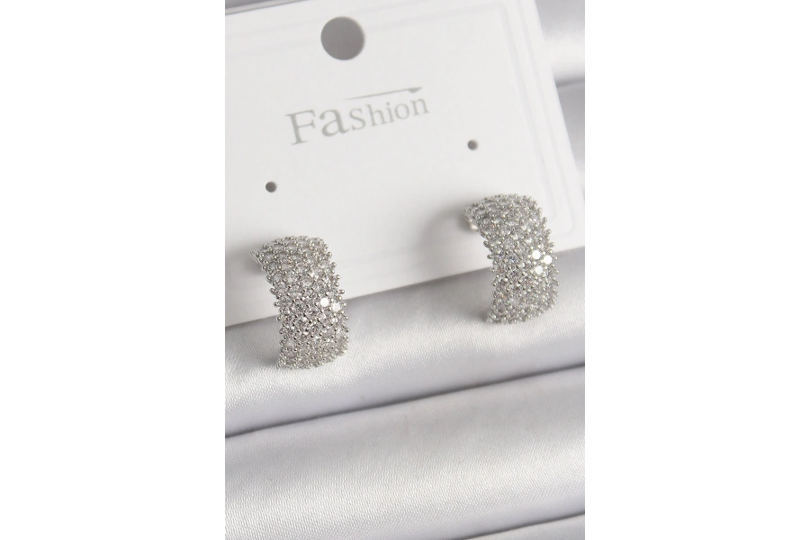 Shoecide Pirinç Gümüş Renk Zirkon Taşlı Halka Model Kadın Küpe