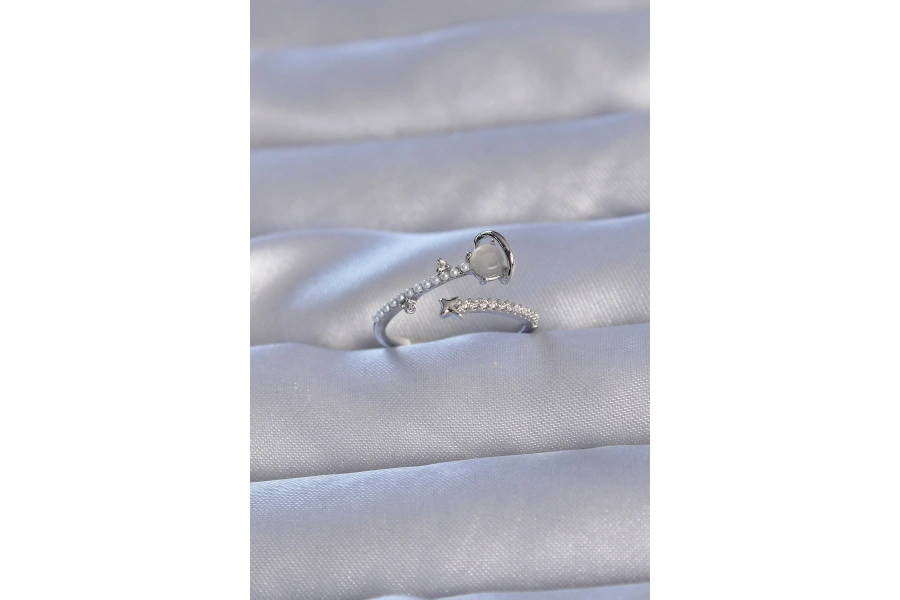 Shoecide Pirinç Gümüş Renk Zirkon Taşlı İncili Satürn Model Ayarlanabilir Yüzük