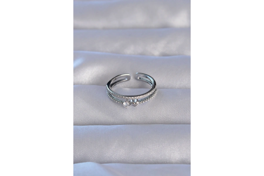 Shoecide Pirinç Gümüş Renk Zirkon Taşlı Kalpli Su Yolu Model Ayarlanabilir Yüzük