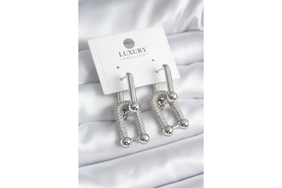 Shoecide Pirinç Gümüş Renk Zirkon Taşlı Model Vıp Seri Kadın Küpe