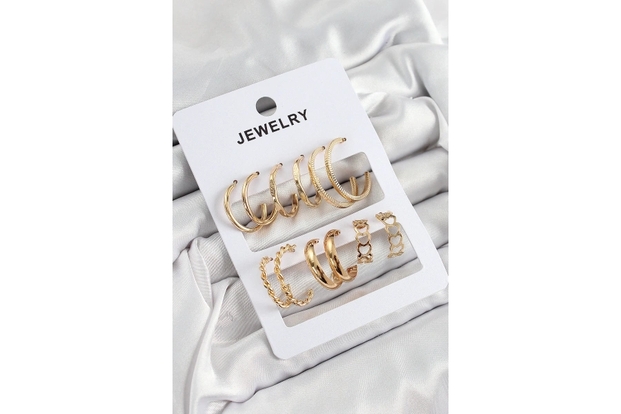 Shoecide Pirinç Karışık Halka Model Gold Renk 6 Çift Kadın Küpe Set