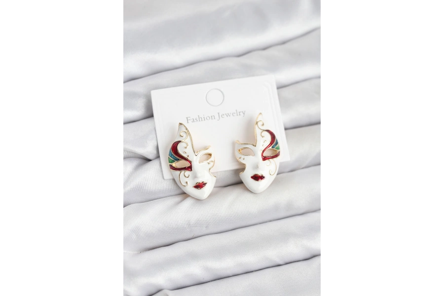 Shoecide Pirinç Maske Model Kadın Küpe