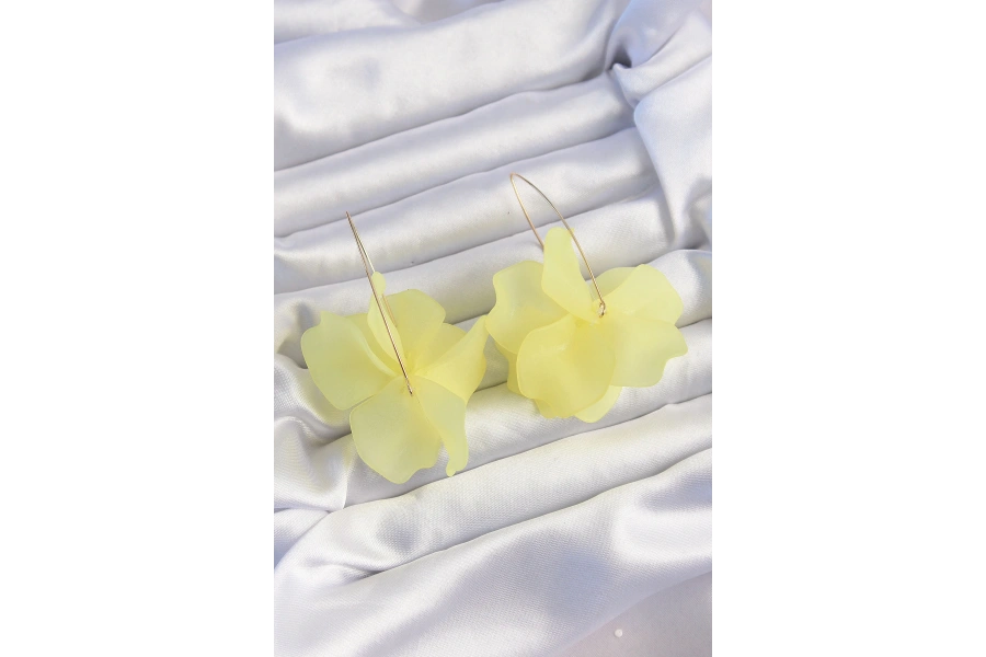 Shoecide Pirinç Sarı Renkli Flora Küpe