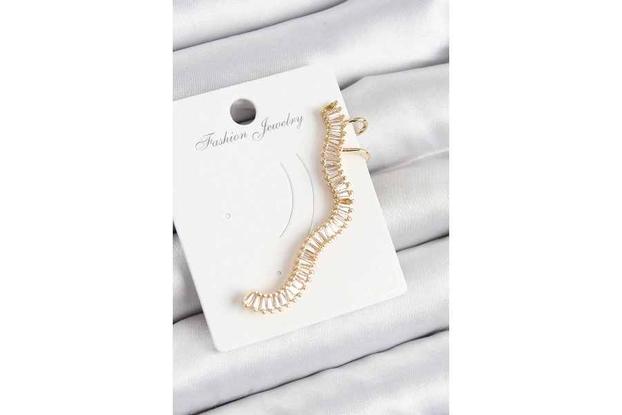 Shoecide Pirinç Su Yolu Model Gold Renk Sağ Kıkırdak Küpe