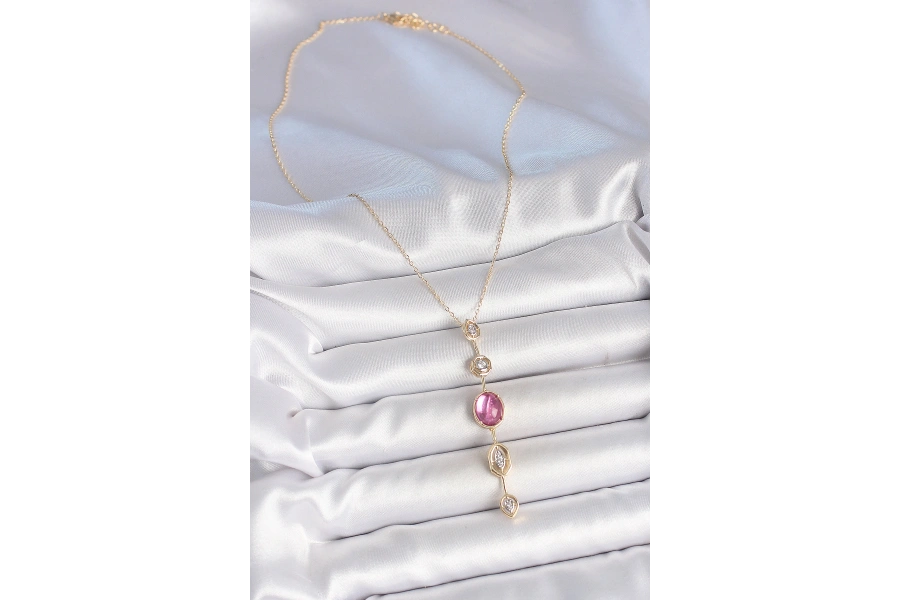 Shoecide Pirinç Zincir Gold Renk Pembe Zirkon Taşlı Y Kolye