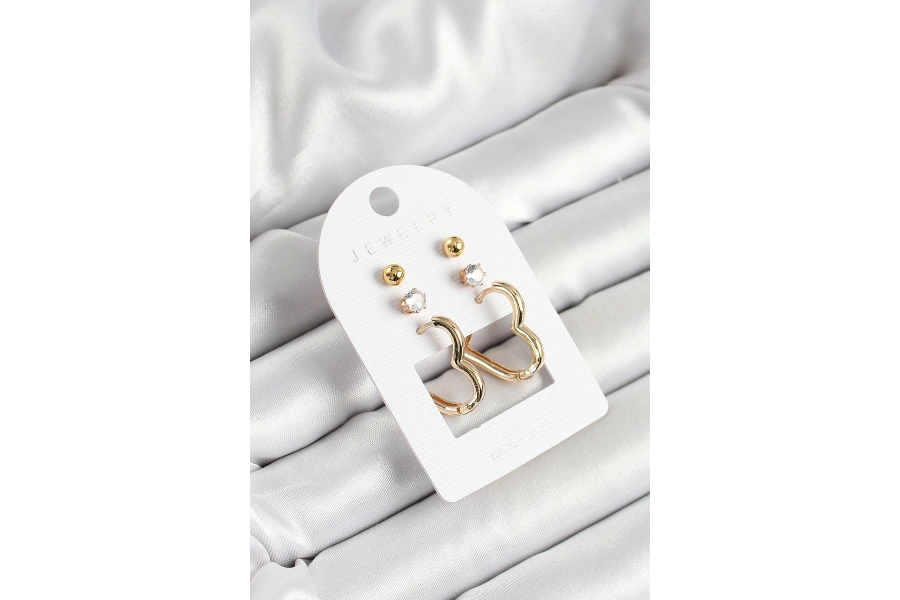 Shoecide Pirinç Zirkon Taş Ve Kalp Figürlü Gold Renk 3lü Çift Kadın Küpe Set