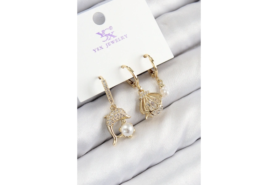Shoecide Pirinç Zirkon Taşlı 3lü Yunus Balığı Ve İstiridye Model Gold Renk Kadın Küpe