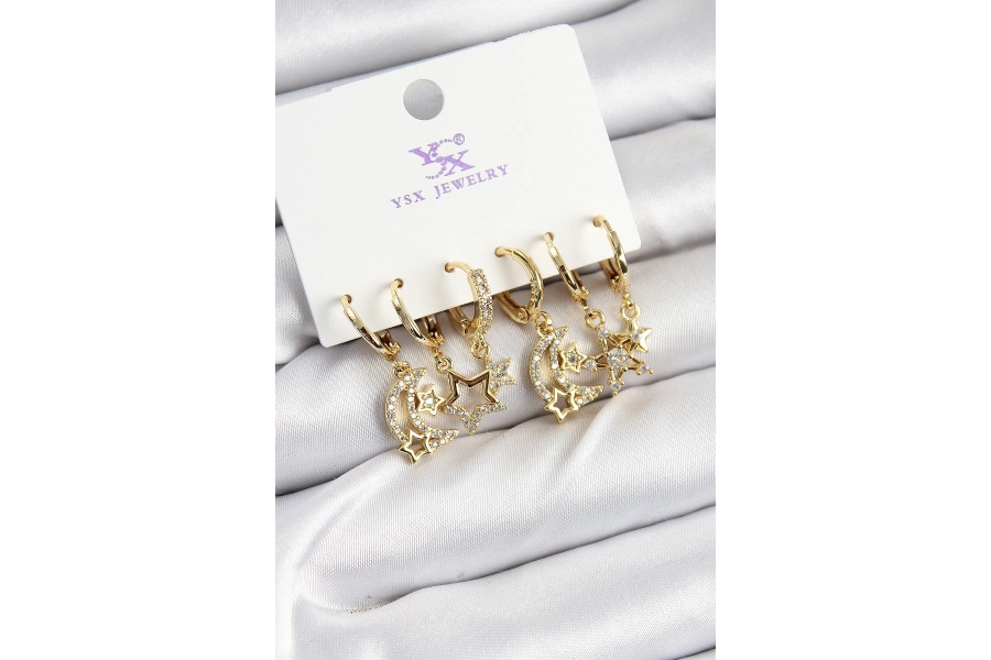 Shoecide Pirinç Zirkon Taşlı Ay Ve Yıldız Model Gold Renk 3lü Çift Kadın Küpe
