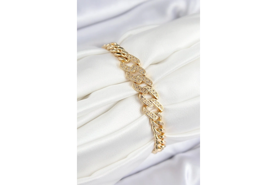 Shoecide Pirinç Zirkon Taşlı Ezme Küba Zincir Model Gold Renk Kadın Bileklik