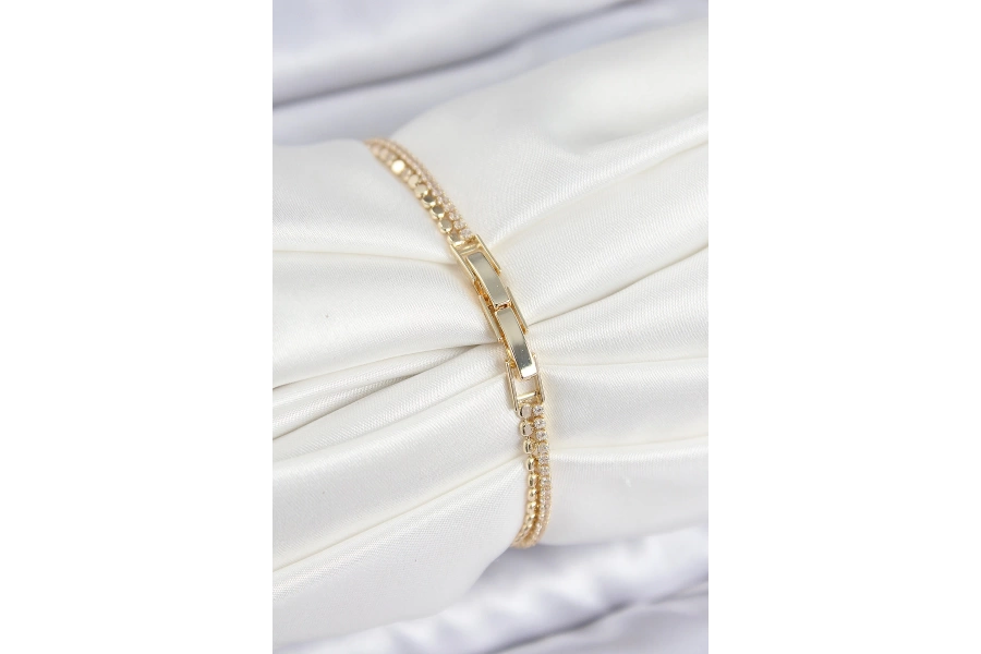 Shoecide Pirinç Zirkon Taşlı Ezme Zincirli Baget Model Gold Renk Kadın Bilekilk