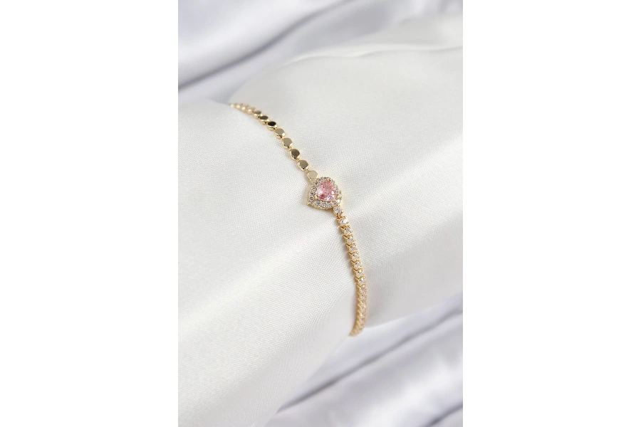Shoecide Pirinç Zirkon Taşlı Kalp Model Ezme Zincir Gold Renk Kadın Bileklik