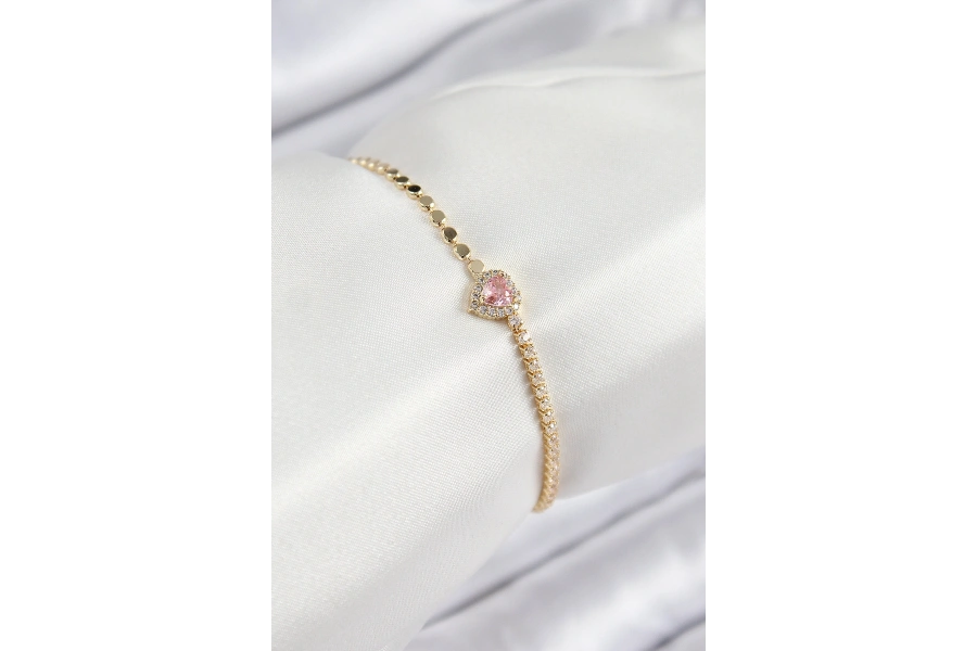 Shoecide Pirinç Zirkon Taşlı Kalp Model Ezme Zincir Gold Renk Kadın Bileklik