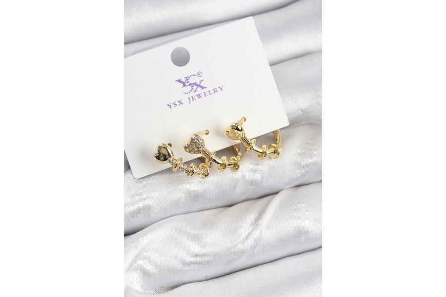 Shoecide Pirinç Zirkon Taşlı Kalp Model Gold Renk 3lü Kadın Küpe
