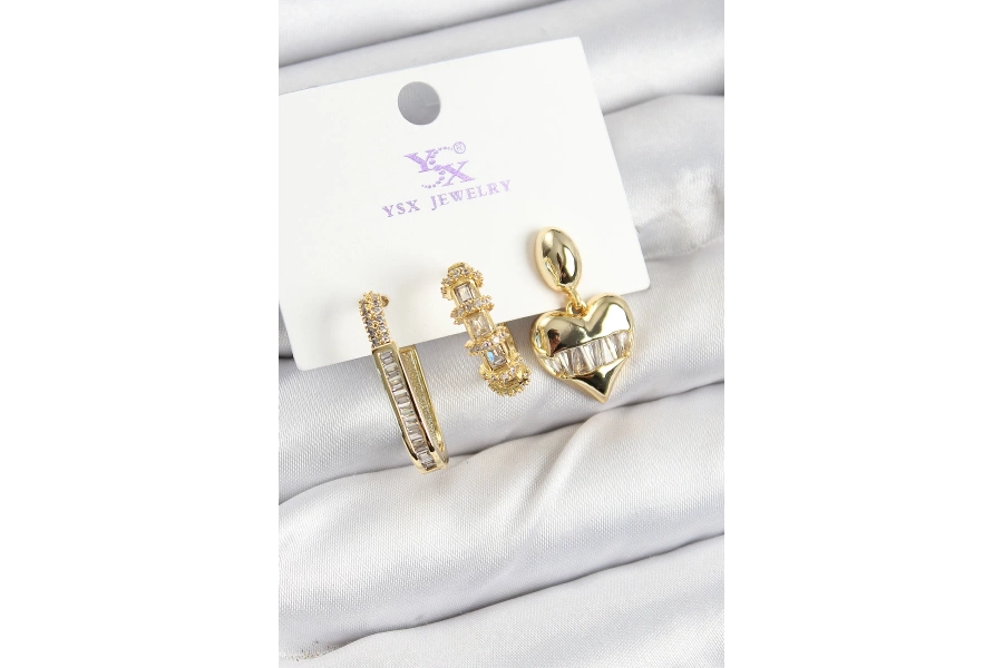 Shoecide Pirinç Zirkon Taşlı Kalp Model Gold Renk 3lü Kadın Küpe