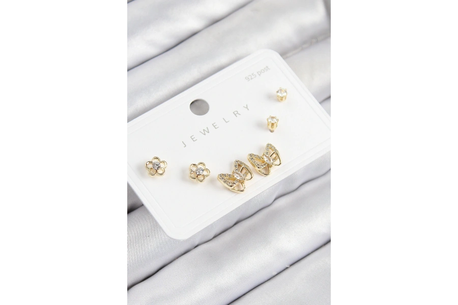 Shoecide Pirinç Zirkon Taşlı Kelebek Model Gold Renk 925 Ayar Gümüş Çivi Kadın Küpe Set