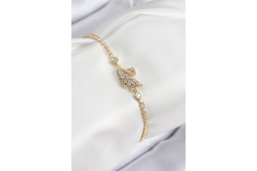Shoecide Pirinç Zirkon Taşlı Kuğu Model Gold Renk Kadın Bileklik