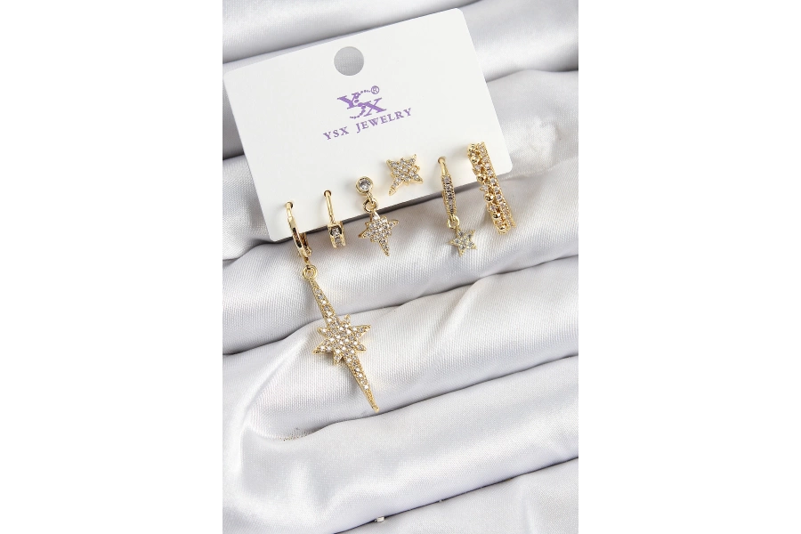 Shoecide Pirinç Zirkon Taşlı Kutup Yıldızı Model Gold Renk 3lü Çift Kadın Küpe