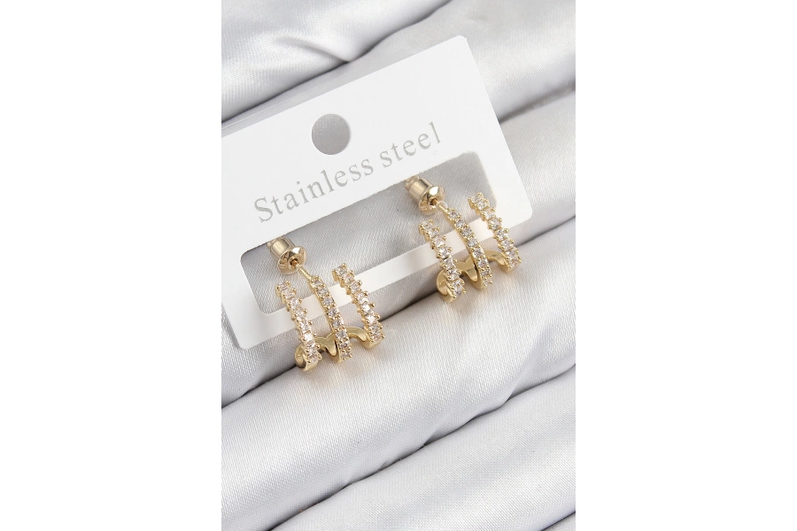 Shoecide Pirinç Zirkon Taşlı Model Gold Renk Kadın Küpe