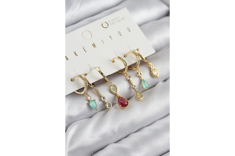 Shoecide Pirinç Zirkon Taşlı Sallantılı Model Gold Renk 6lı Küpe Set