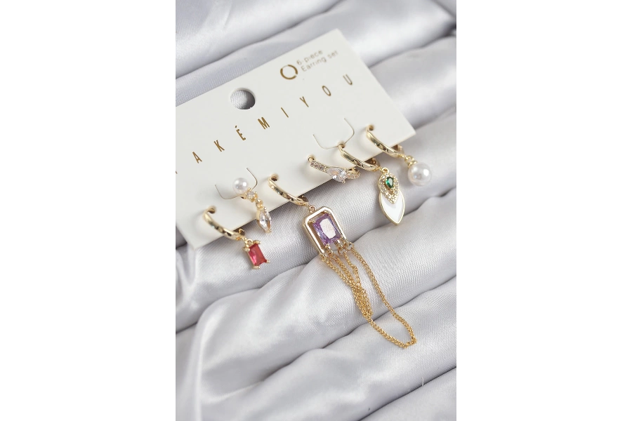 Shoecide Pirinç Zirkon Taşlı Sallantılı Ve İncili Gold Renk 6lı Küpe Set