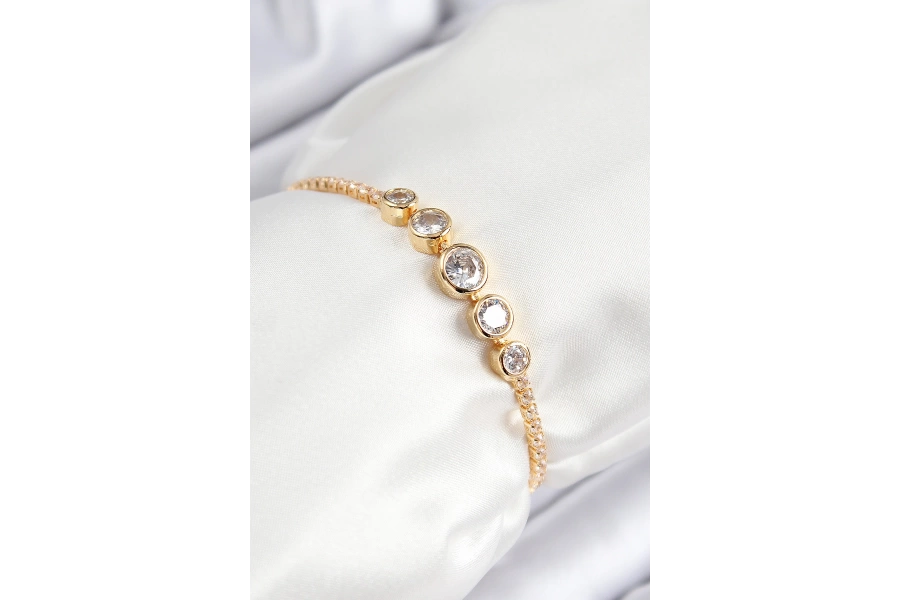 Shoecide Pirinç Zirkon Taşlı Sıralı Daire Model Gold Renk Asansörlü Kadın Bileklik