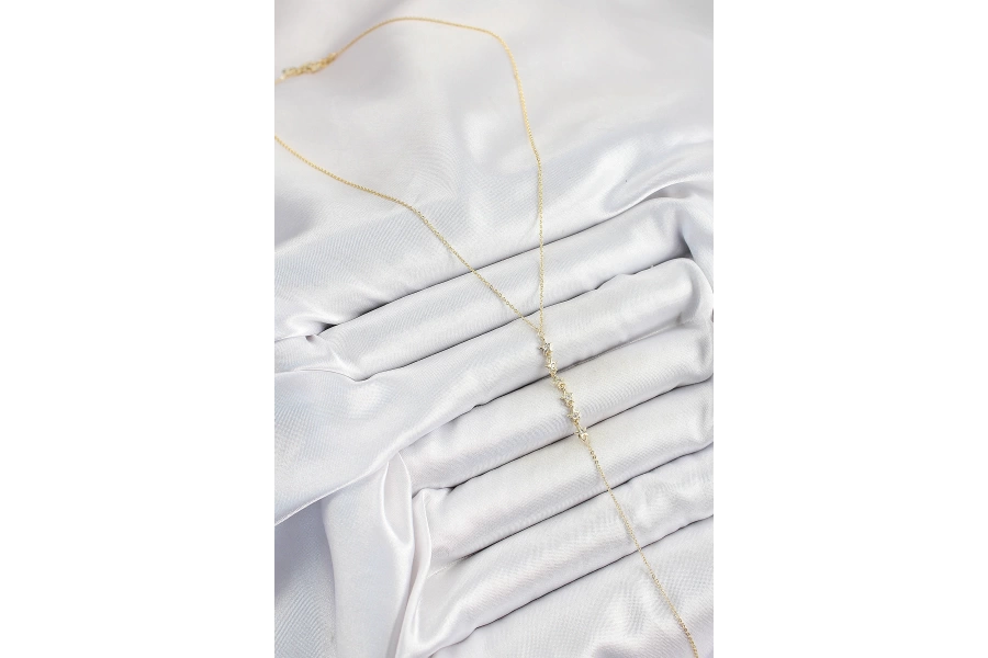 Shoecide Pirinç Zirkon Taşlı Sıralı Yıldız Figürlü Y Model Gold Renk Kadın Kolye