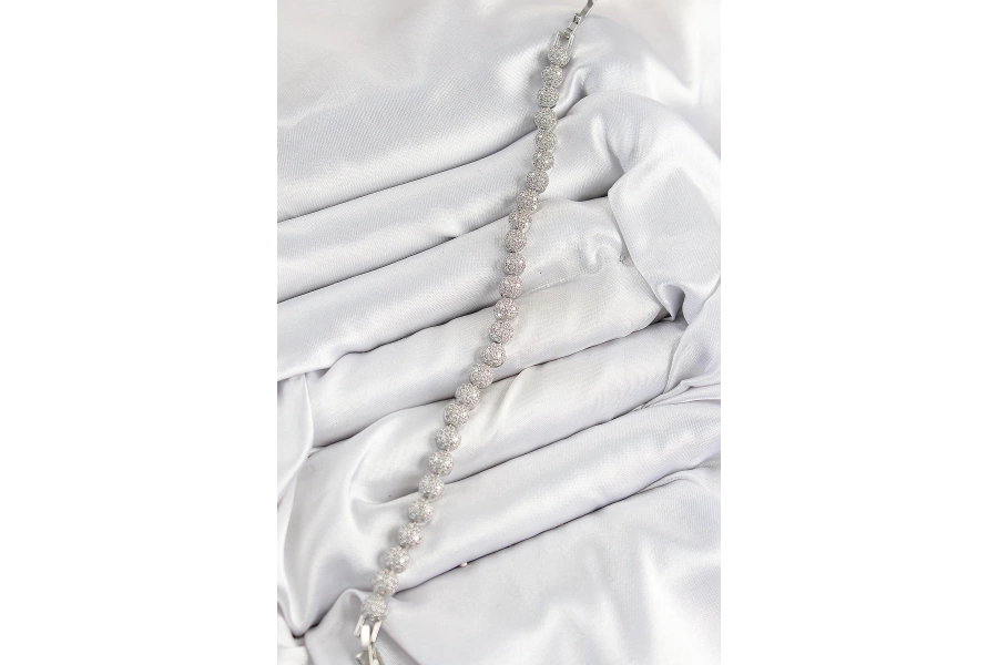 Shoecide Pirinç Zirkon Taşlı Yarım Topcuk Model Gümüş Renk Vıp Seri Kadın Bileklik