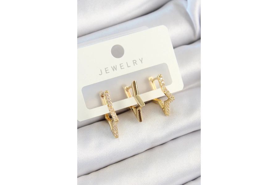 Shoecide Pirinç Zirkon Taşlı Yıldız Model Gold Renk 3lü Çift Kadın Küpe Set